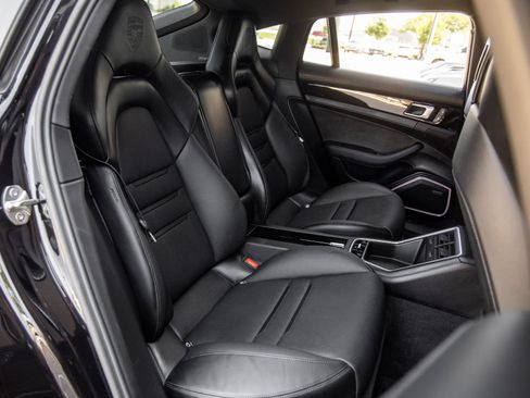 Certified 2023 Porsche Panamera 4S AWD/4WD image 42