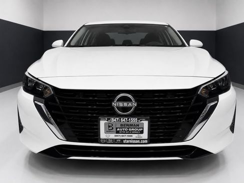 Certified 2025 Nissan Sentra S FWD image 6