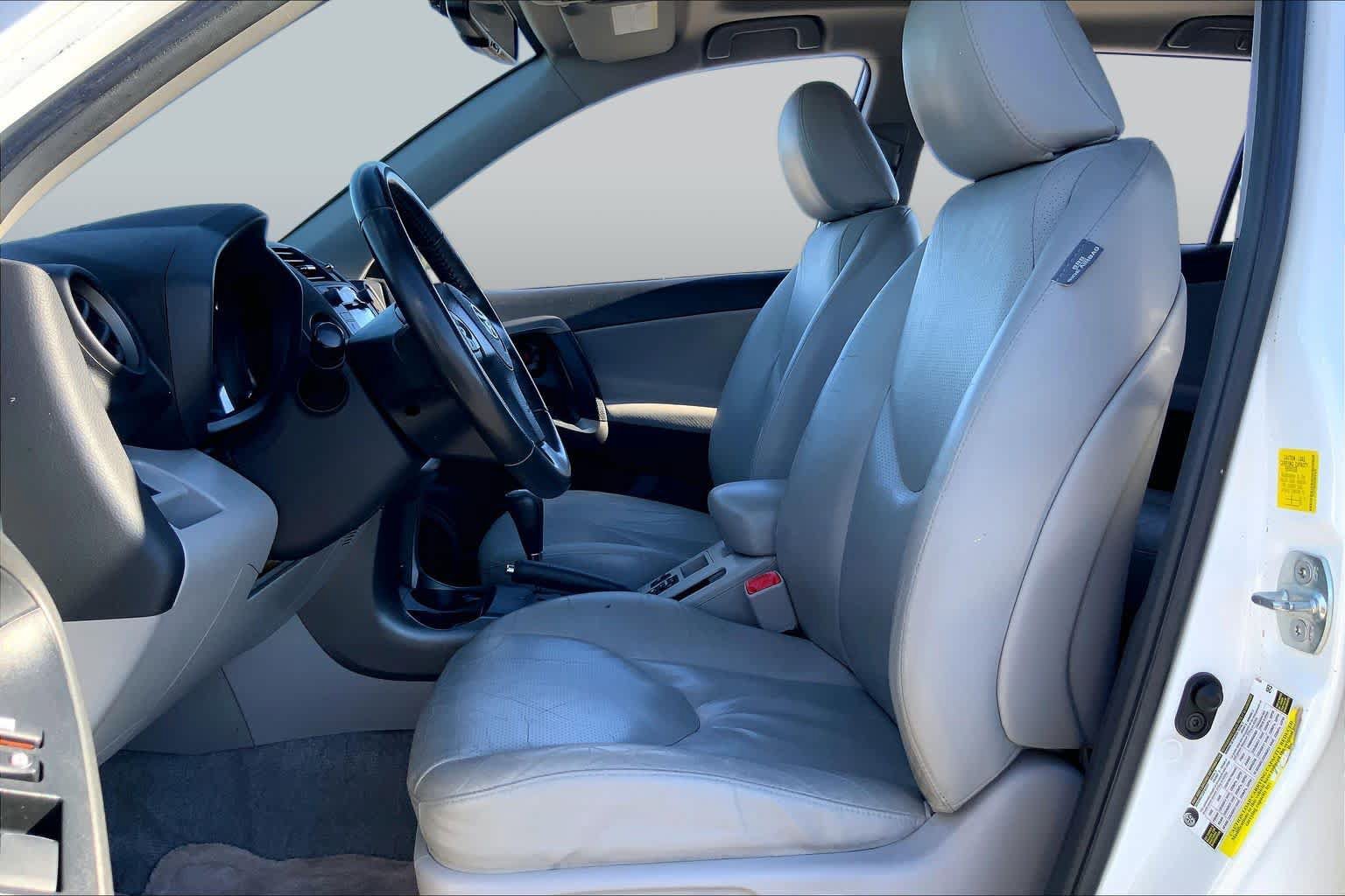 Used 2010 Toyota RAV4 Limited FWD image 7