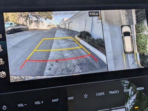 Used 2023 Hyundai Tucson Limited image 13