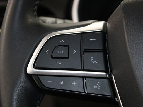 Used 2025 Toyota Highlander XSE AWD/4WD image 48