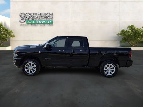 New 2026 RAM 2500 Big Horn AWD/4WD image 2