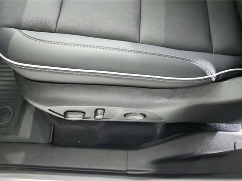 Used 2026 Buick Enclave Preferred FWD image 10