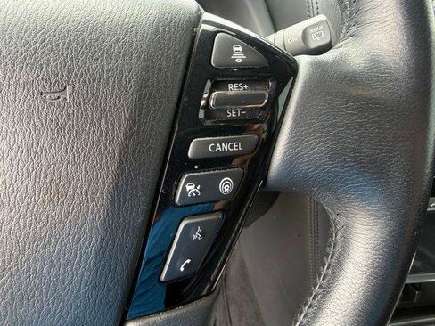 Used 2022 Nissan Armada SV w/ SV Appearance Package RWD image 9