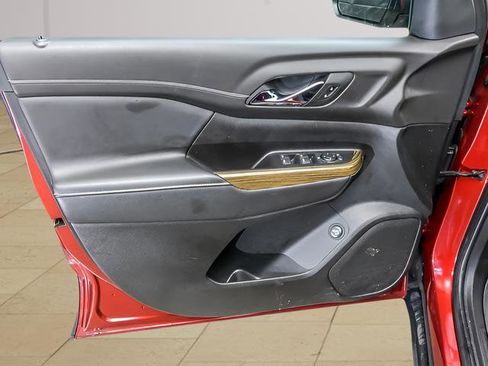 Used 2023 GMC Acadia SLE w/ Driver Convenience Package image 22