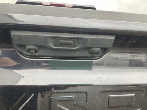 Used 2023 Chevrolet Silverado 1500 LT image 8