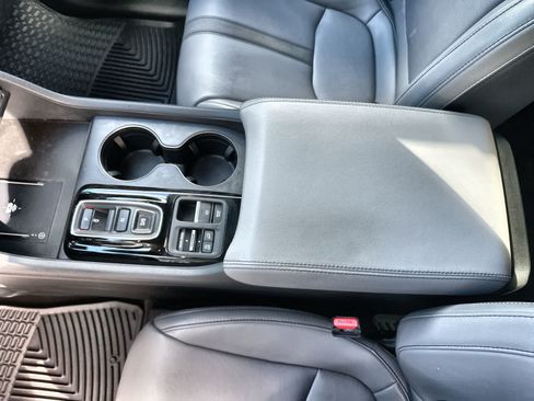 Used 2023 Honda Pilot EX-L image 22