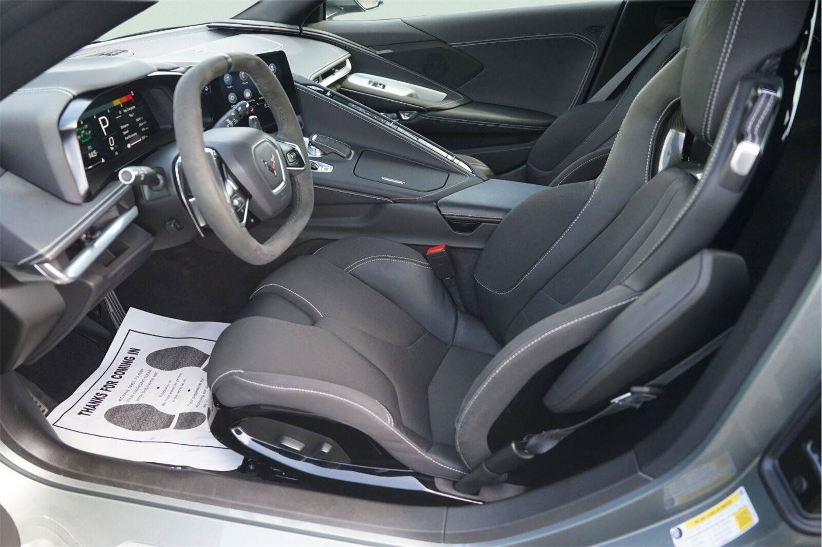 Used 2023 Chevrolet Corvette Stingray Coupe w/ 1LT RWD image 9