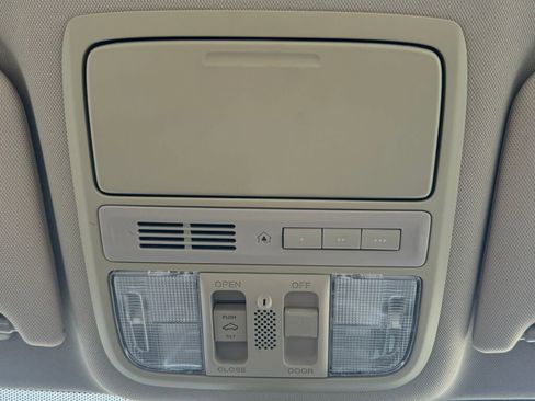 Used 2015 Honda Accord EX-L image 34