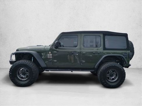 Used 2021 Jeep Wrangler Unlimited Rubicon AWD/4WD image 9