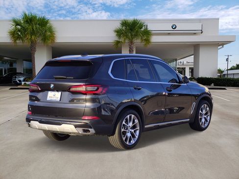 Certified 2023 BMW X5 sDrive40i w/ Premium Package image 4