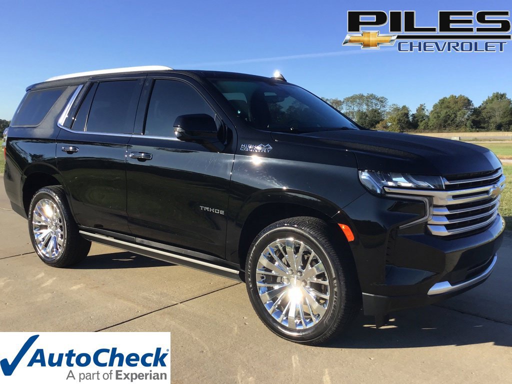 Used 2021 Chevrolet Tahoe High Country w/ Premium Package AWD/4WD image 1