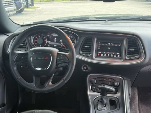 Used 2018 Dodge Challenger SXT RWD image 20