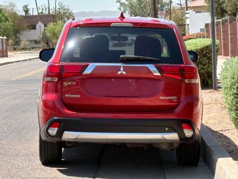 Used 2018 Mitsubishi Outlander SE FWD image 5