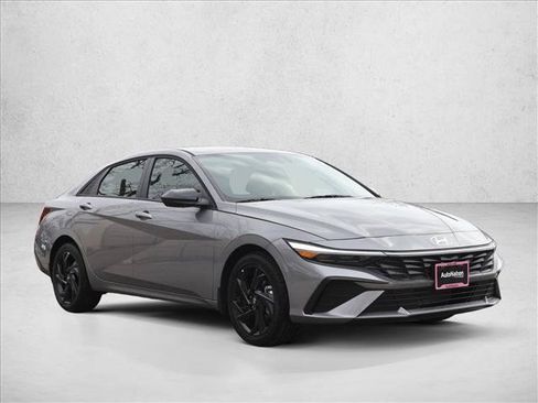 Certified 2026 Hyundai Elantra Sport FWD image 3