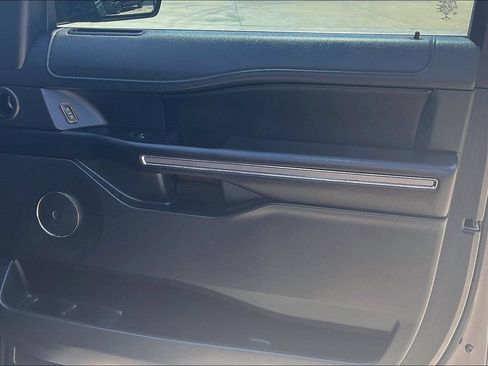 Used 2021 Ford Expedition Max XLT RWD image 21