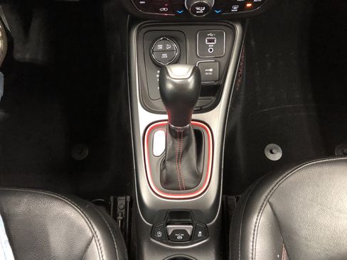 Used 2019 Jeep Compass Trailhawk w/ Leather Interior Group image 18