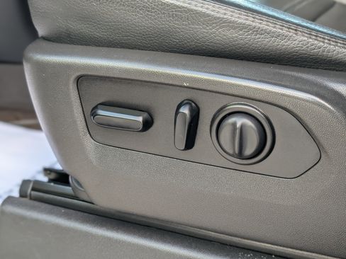 Used 2021 GMC Sierra 3500 Denali w/ Denali Ultimate Package image 41