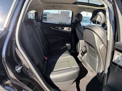 Certified 2023 Lincoln Nautilus Reserve w/ Equipment Group 202A image 17