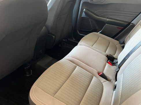 Used 2022 Ford Escape S image 12