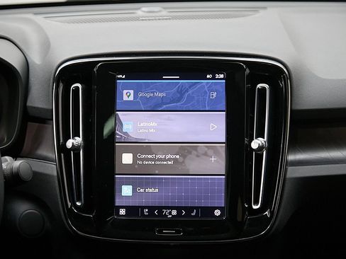 Certified 2023 Volvo C40 P8 Recharge Ultimate image 25