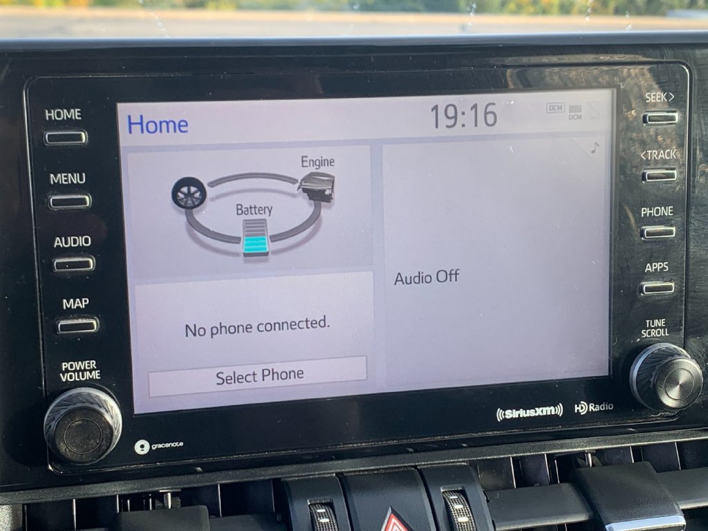 Used 2019 Toyota RAV4 XSE w/ Carpet Mat Package AWD/4WD image 21