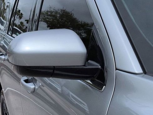 Used 2024 Ford Expedition XLT image 8