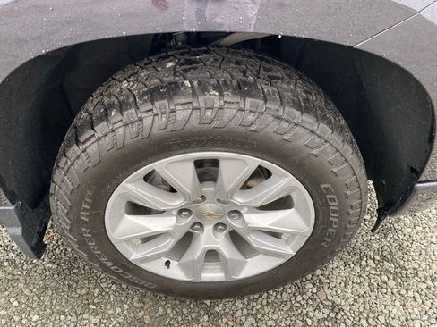 Used 2023 Chevrolet Silverado 1500 Custom image 23