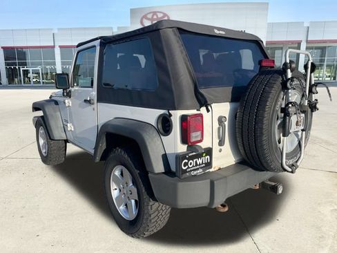 Used 2010 Jeep Wrangler Sport AWD/4WD image 3