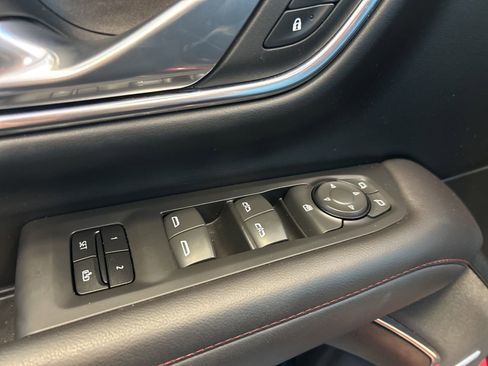 Used 2023 Chevrolet Suburban RST image 16