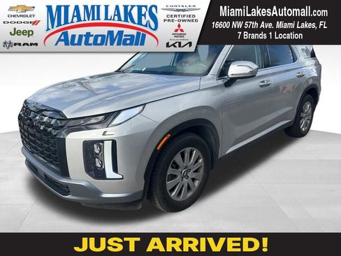 Used 2025 Hyundai Palisade SEL image 1
