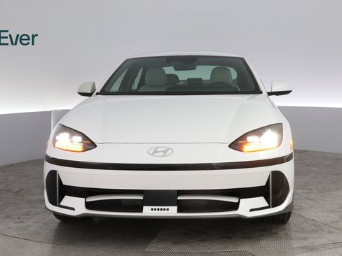 Used 2024 Hyundai Ioniq 6 SEL RWD image 12