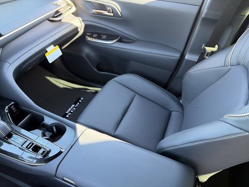 New 2026 Toyota Crown Platinum AWD/4WD image 19