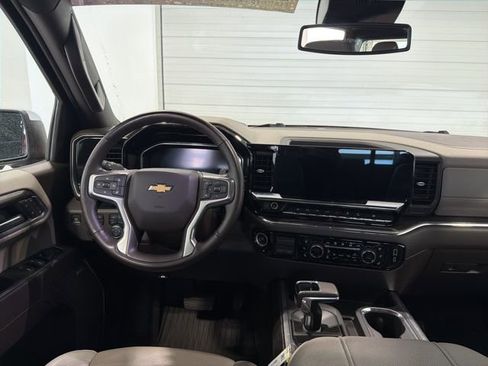 Used 2024 Chevrolet Silverado 1500 LTZ w/ LTZ Convenience Package II AWD/4WD image 27