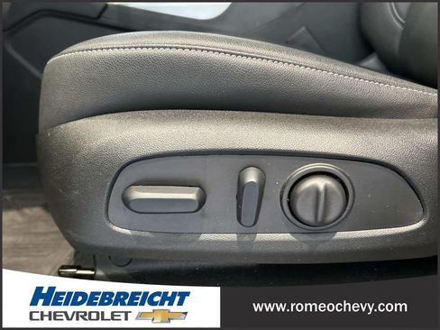 Used 2024 Chevrolet Blazer LT w/ LPO, Floor Liner Package FWD image 14