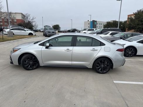 Certified 2025 Toyota Corolla XSE image 6