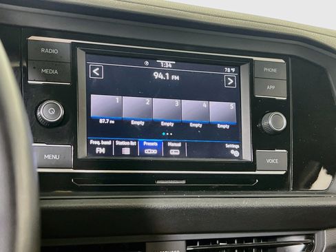 Used 2021 Volkswagen Jetta SE w/ SE Cold Weather Package FWD image 14