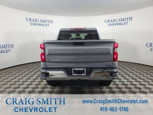Used 2024 Chevrolet Silverado 1500 LT image 17