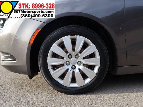 Used 2016 Chrysler 200 LX image 21