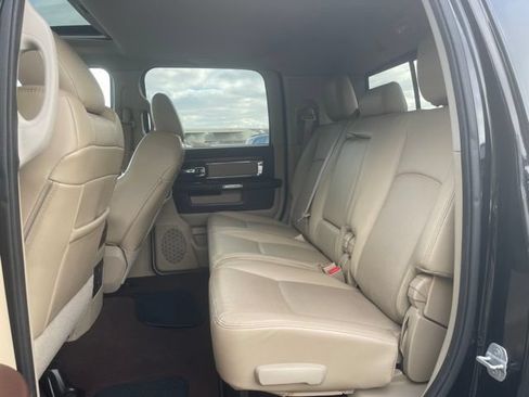 Used 2014 RAM 2500 Laramie w/ Convenience Group AWD/4WD image 25