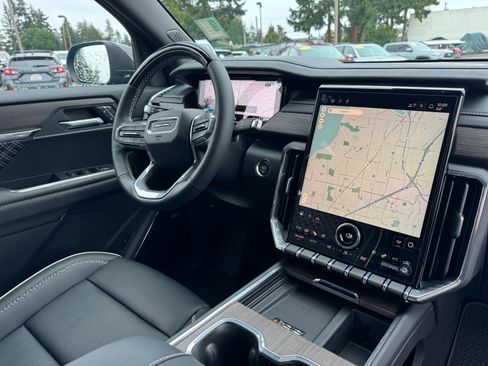 New 2026 GMC Acadia Denali w/ Super Cruise Package image 11