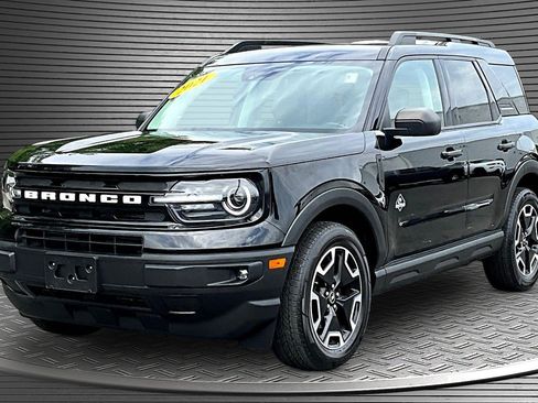 Used 2021 Ford Bronco Sport Outer Banks w/ Outer Banks Package (96D) AWD/4WD image 3