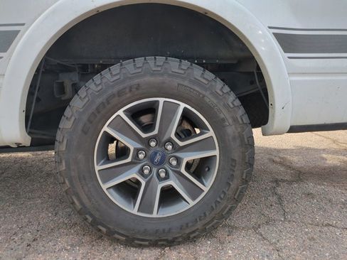 Used 2012 Ford F150 FX4 w/ FX Appearance Pkg image 12