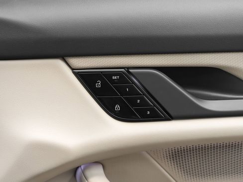 Certified 2021 Porsche Taycan RWD image 20