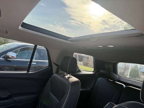 Used 2020 Chevrolet Traverse High Country AWD/4WD image 19