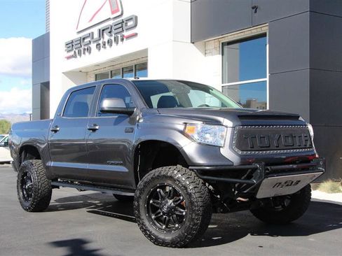 Used 2015 Toyota Tundra SR5 w/ TRD Off Road Package image 54