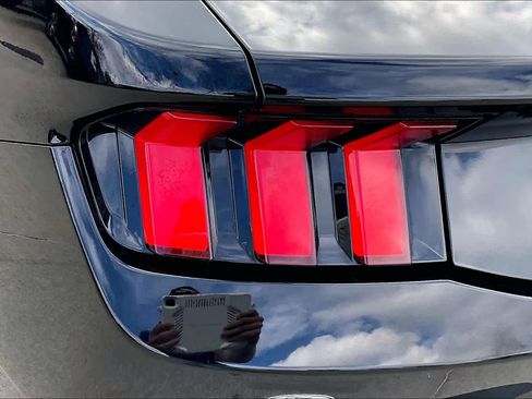 Used 2024 Ford Mustang EcoBoost image 26