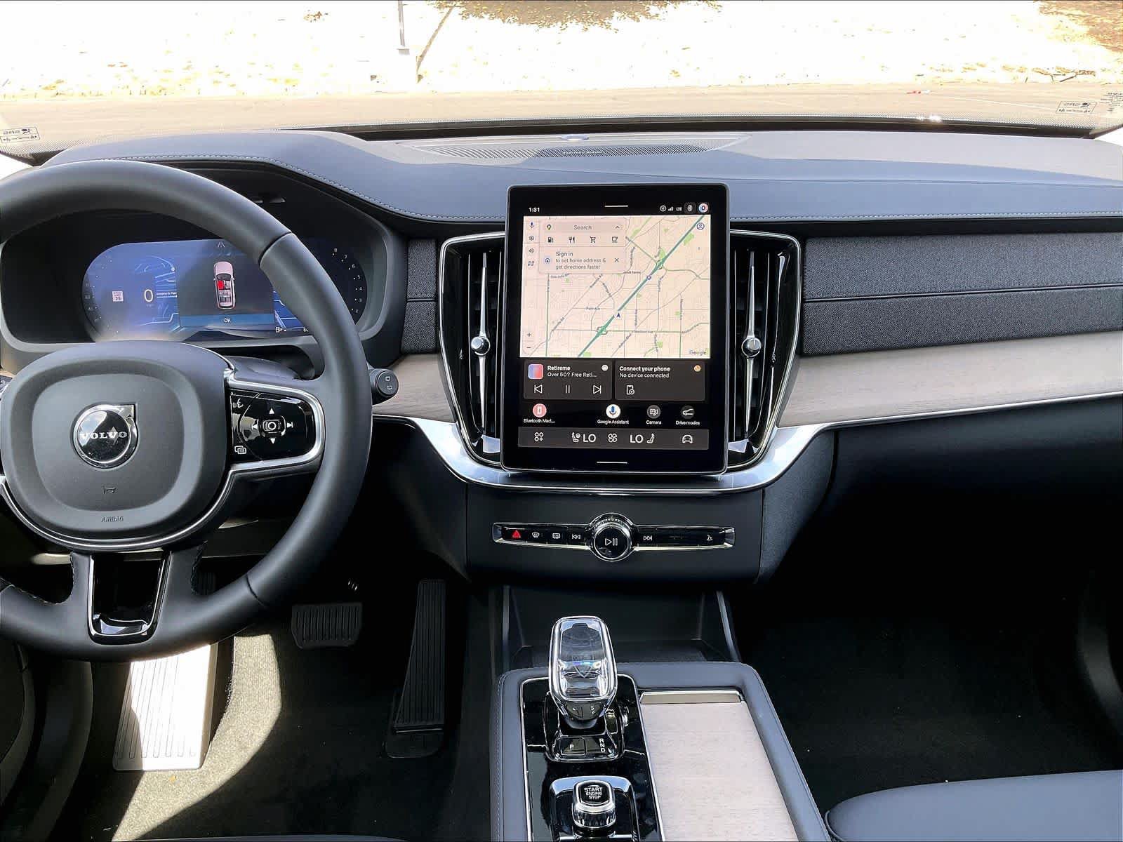 New 2027 Volvo XC90 B5 Plus AWD/4WD image 9