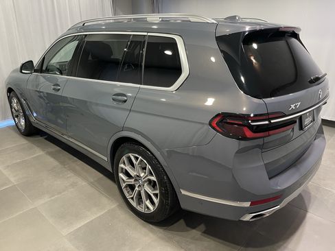 Used 2024 BMW X7 xDrive40i w/ Premium Package AWD/4WD image 4
