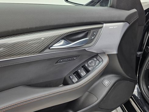 Used 2021 Cadillac CT5 V w/ Premium Package image 13